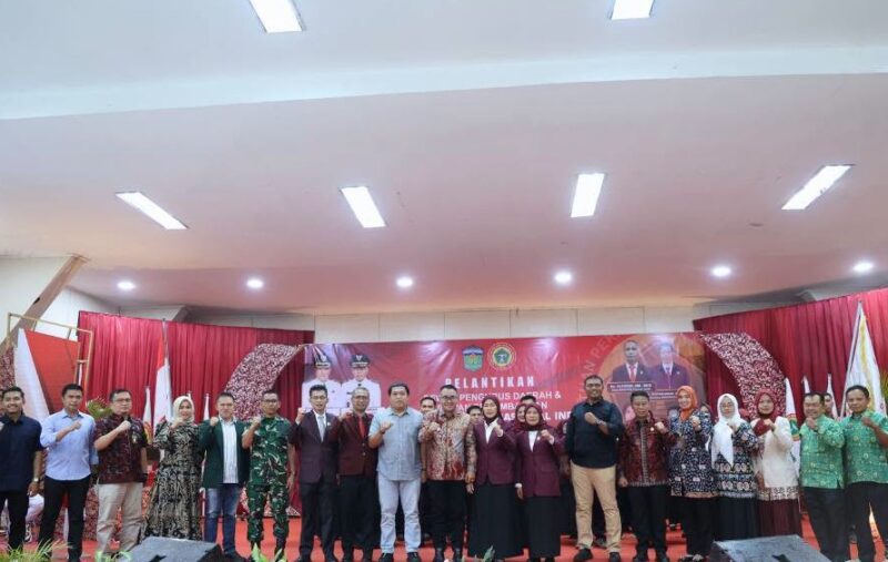 Hutri Randa Hadiri Pelantikan Pengurus PPNI Sungai Penuh Periode 2026–2031