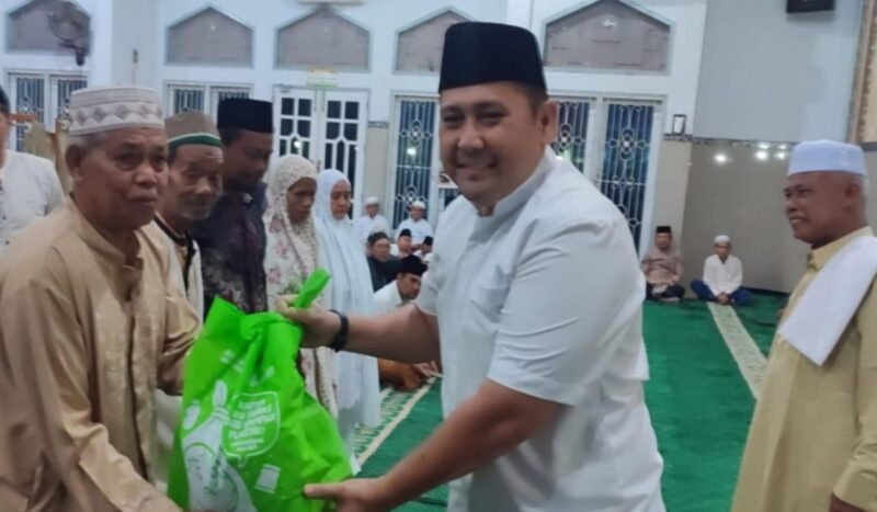 Subuh Keliling Bupati Syukur, Santuni Anak Yatim dan Ajak Warga Sukseskan MTQH ke-52
