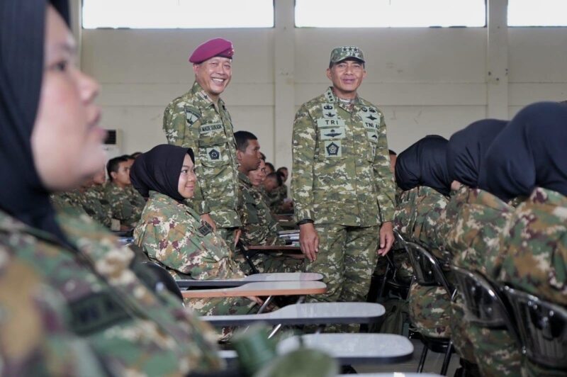 Sekjen Kemhan Evaluasi Program SPPI 2026 di Surabaya (Foto Kemhan)