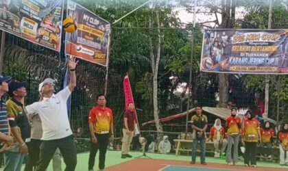 Bupati Hurmin Buka Karang Jering Cup II 2026