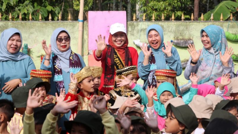 Bunda PAUD Sri Kartini Dorong Sekolah Ramah Anak