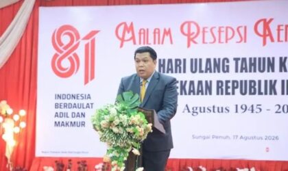 Pimpinan DPRD Hadiri Resepsi HUT Kemerdekaan RI