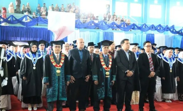 Ketua DPRD Hutri Randa Motivasi Lulusan STIA-NUSA