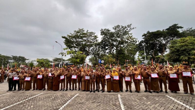 14 ASN Pemko Padang meraih penghargaan Best Employee 2026