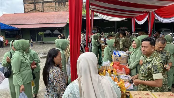HUT ke-81 TNI, Kodim 0416/Bute Gelar Bazar Murah