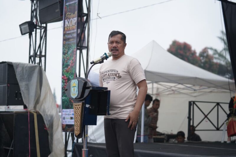 Bupati Monadi Tutup Festival Kopi Kerinci 2026, Semangat Masyarakat Jadi Kekuatan Majukan Kopi Kerinci