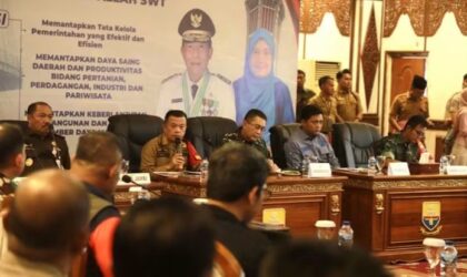 Bupati Anwar Sadat Paparkan Penanganan Karhutla Tanjab Barat