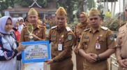 Sekda Alpian, Kota Sungai Penuh, pelajar berprestasi, beasiswa prestasi, beasiswa siswa kurang mampu,