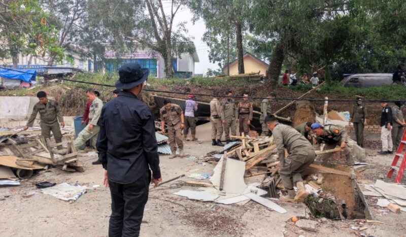 Kios PKL di Pematang Kandis Dibongkar, Pemkab Merangin Siapkan Relokasi