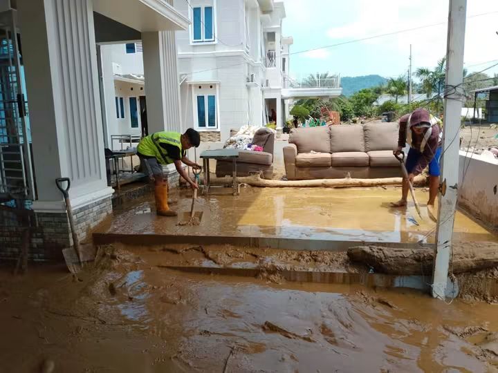 Pascabanjir di Lumin Park Padang, TRC Bergerak Pulihkan Wilayah