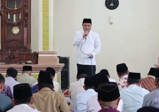 Wako Alfin Safari Jumat di Tanah Kampung