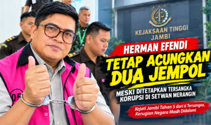 Herman Efendi Tetap Acungkan Dua Jempol Usai Jadi Tersangka Korupsi