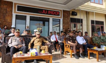 Wakil Wali Kota Sungai Penuh, Azhar Hamzah, menghadiri Apel Gelar Pasukan Operasi Patuh 2026 di Lapangan Apel Mapolres Kerinci